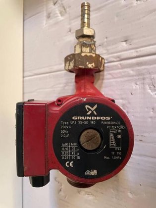 Grundfos UPS 25-50 180 96281432 (foto 1 di 16)