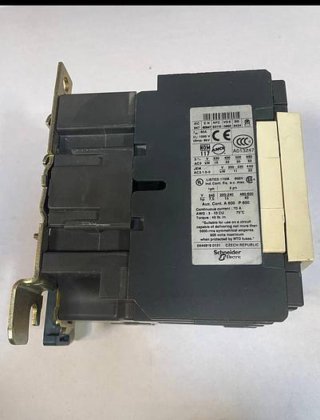 Schneider Electric Schneider 80A Contactor (230V Coil) (foto 1 di 6)