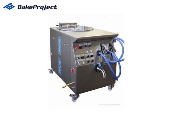 FONDANT MK100FS machine for dosing fondant on eclairs (photo 1 sur 2)